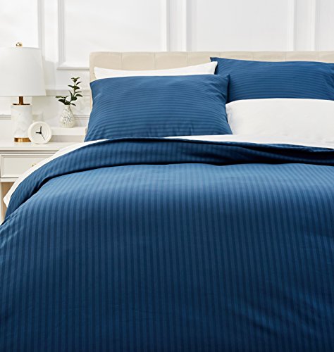Parure de Lit 3 Pièces en Microfibre : Housse de Couette 240 x 220 cm et 2 Taies d'oreiller 65 x 65 cm, Bleu Marine Rayé